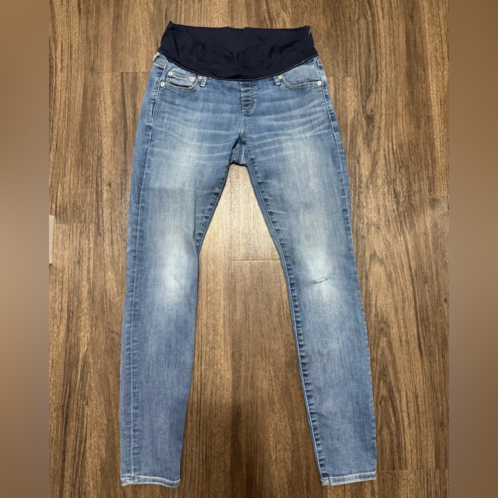 Size 4 Gap maternity